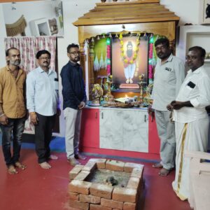 Group at Sri Mahasiva Agasthiya Sukshama Nadi Jothidam in Vaitheeswaran Koil during astrology visit